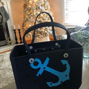 Large Anchor Bogg bag in new condition